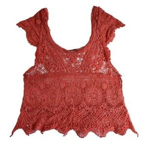 Sexsy Fashion pinkish reddish-orange crochet floral print top sz M